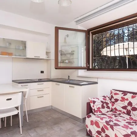 Appartamento A04 - Massignano, Bilocale Immerso Nel 2 *