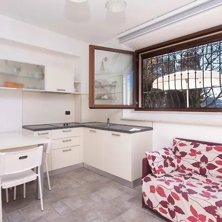 A04 - Massignano, Bilocale Immerso Nel 2 * Ankona